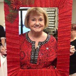 Meet your Posher, Sharon